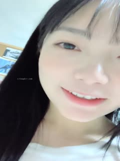 女神好美！让人好上瘾~【大爱初樱幼齿】自慰狂插！高潮爽不停~狂撸海报剧照